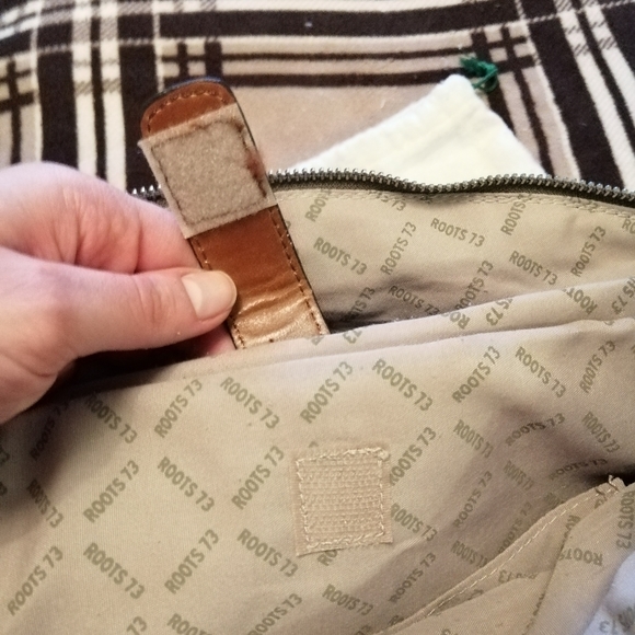 Roots Quilted Crossbody Tote Bag - Picture 11 of 13